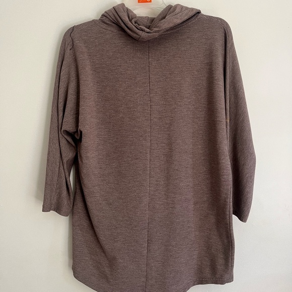 Sweater - Picture 3 of 3